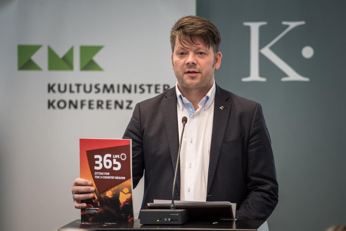 OB Zenker und das Kulturhauptstadtbüro auf der Pressekonferenz der Kulturstiftung